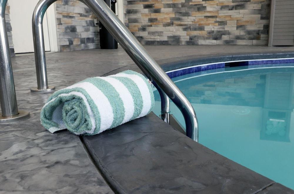 Sleep Inn & Suites Belmont - St. Clairsville Εξωτερικό φωτογραφία
